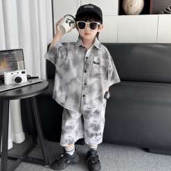 Boys summer shirt suit 2025 new Korean version children's summer short-sleeved two-piece suit handsome boy trend